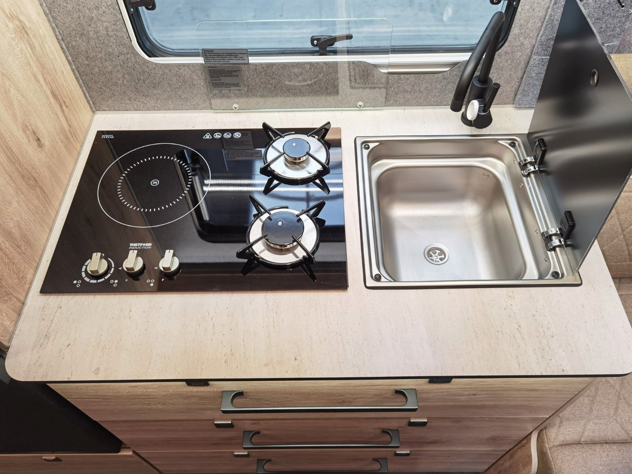 Eura Mobil XTURA 686 EF / MODELL 2026 /4x4 /TOP-AUSSTATTUNG leasing Eura Mobil XTURA 686 EF / MODELL 2026 /4x4 /TOP-AUSSTATTUNG: picture 23