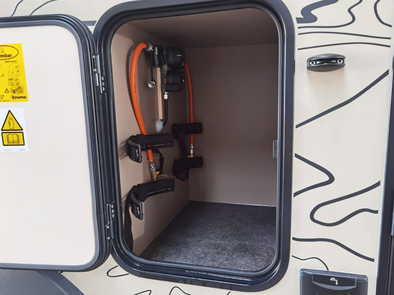 Eura Mobil XTURA 686 EF / MODELL 2026 /4x4 /TOP-AUSSTATTUNG leasing Eura Mobil XTURA 686 EF / MODELL 2026 /4x4 /TOP-AUSSTATTUNG: picture 18