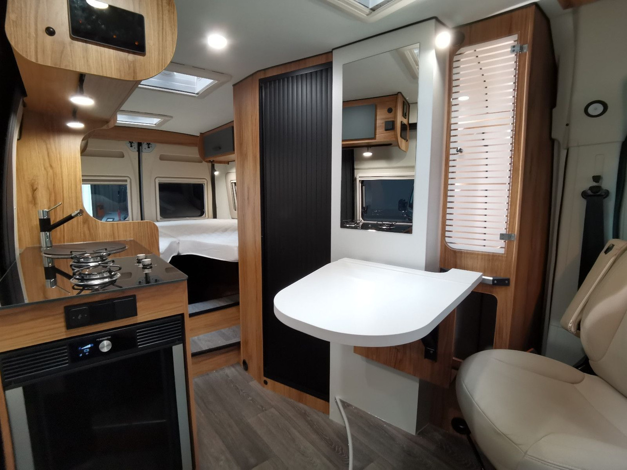 Karmann DEXTER 600 /MODELL 2026/ EINZELBETTEN  5.99M - Camper van: picture 4 Karmann DEXTER 600 /MODELL 2026/ EINZELBETTEN  5.99M - Camper van: picture 4