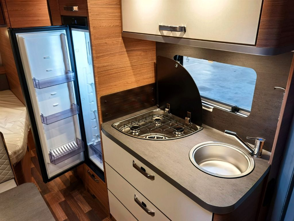 New Caravan Weinsberg CARAONE 500 FDK - EDITION HOT / - 2025- / 1500kg: picture 14