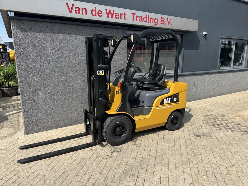 Caterpillar DP20CN Triplo 430 Freelift / Sideshift / 4e Functie 1930uur Diesel 2006 - Diesel forklift: picture 2 Caterpillar DP20CN Triplo 430 Freelift / Sideshift / 4e Functie 1930uur Diesel 2006 - Diesel forklift: picture 2