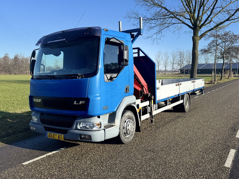 DAF 45.170 4x2 bakwagen FASSI F80A.22 kraan 2005 - Dropside/ Flatbed truck, Crane truck: picture 3 DAF 45.170 4x2 bakwagen FASSI F80A.22 kraan 2005 - Dropside/ Flatbed truck, Crane truck: picture 3