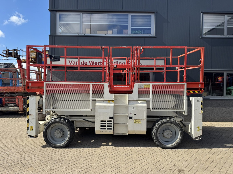 Genie Genie GS 3390 RT Schaarhoogwerker / Scissor Lift / Arbeitsbuhne 12mtr werkhoogte 4x4 Deutz DIESEL 2014 - Scissor lift: picture 1 Genie Genie GS 3390 RT Schaarhoogwerker / Scissor Lift / Arbeitsbuhne 12mtr werkhoogte 4x4 Deutz DIESEL 2014 - Scissor lift: picture 1