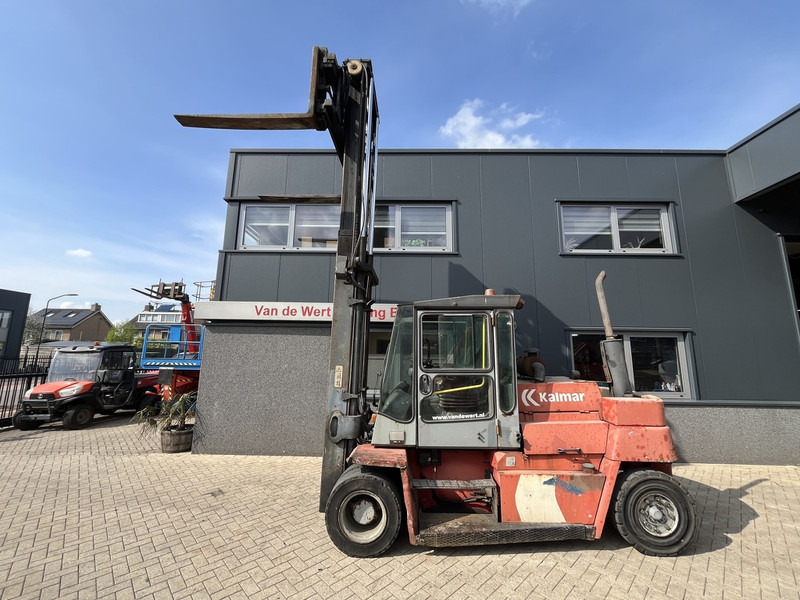 Kalmar DCD80/900 - Diesel forklift: picture 2 Kalmar DCD80/900 - Diesel forklift: picture 2