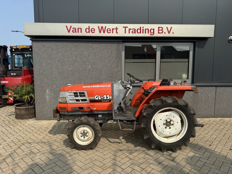 Kubota mini tractor KUBOTA GL 23D 4x4 powershift hefinrichting DIESEL - Compact tractor: picture 1 Kubota mini tractor KUBOTA GL 23D 4x4 powershift hefinrichting DIESEL - Compact tractor: picture 1