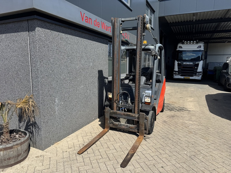 Linde H25D - Diesel forklift: picture 5 Linde H25D - Diesel forklift: picture 5