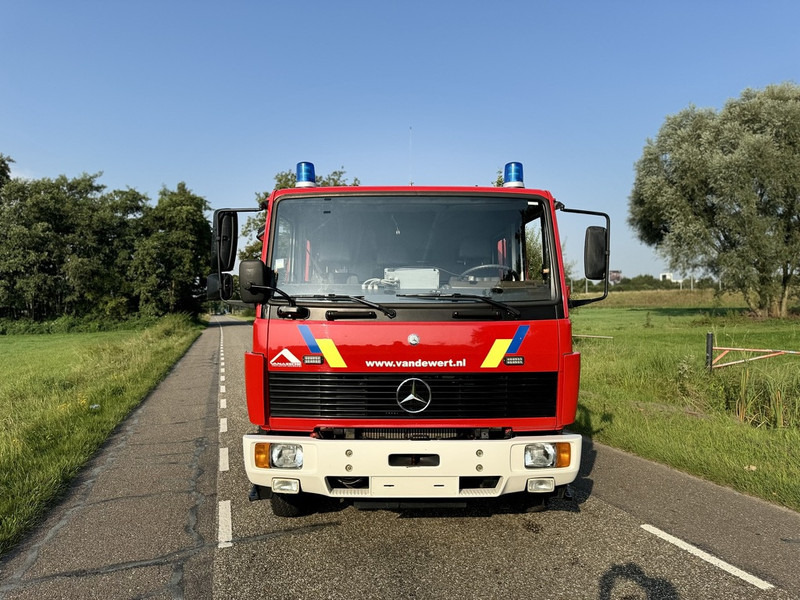 Mercedes-Benz 1124 - Fire truck: picture 3 Mercedes-Benz 1124 - Fire truck: picture 3
