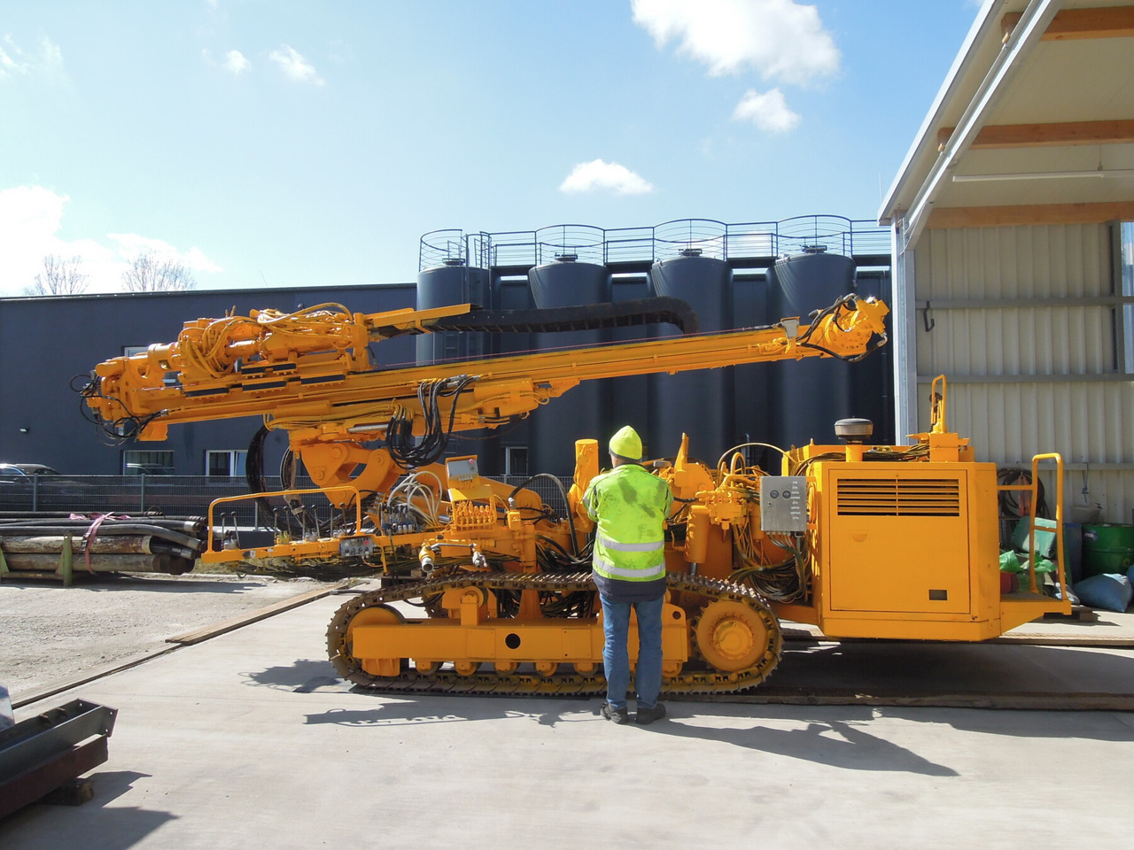 Klemm KR 806-3 - Drilling rig: picture 1 Klemm KR 806-3 - Drilling rig: picture 1