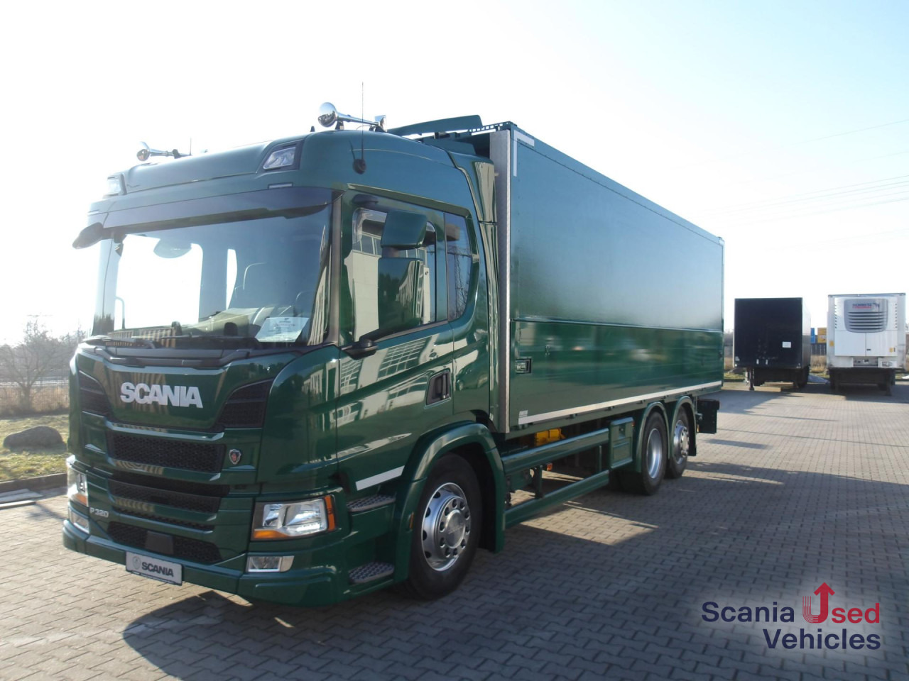 SCANIA P 320 B6x2*4LB Getränkekoffer EWERS, 2xAHK, Lbw. - Beverage truck: picture 1 SCANIA P 320 B6x2*4LB Getränkekoffer EWERS, 2xAHK, Lbw. - Beverage truck: picture 1