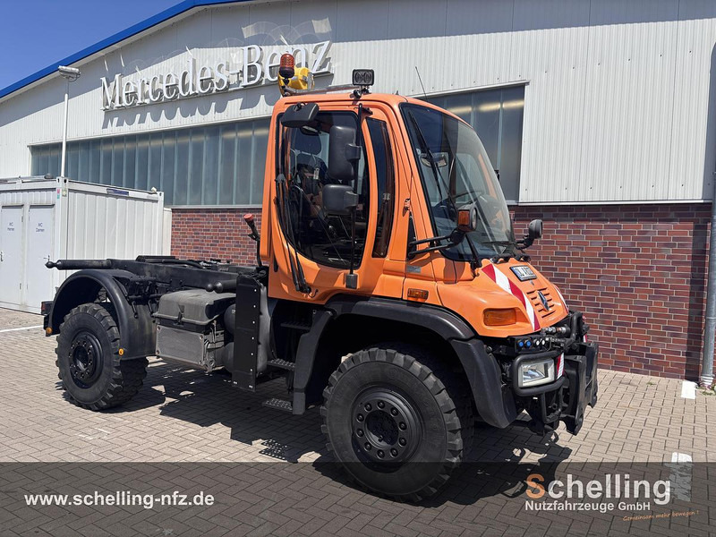 Mercedes-Benz U500 - Truck: picture 1 Mercedes-Benz U500 - Truck: picture 1