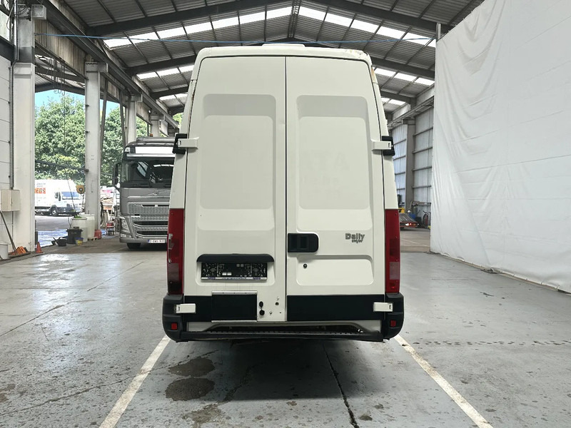Iveco Daily 35C13 AIRCO / MOTORPROBLEEM -PROBLEME DE MOTEUR - Panel van: picture 4 Iveco Daily 35C13 AIRCO / MOTORPROBLEEM -PROBLEME DE MOTEUR - Panel van: picture 4
