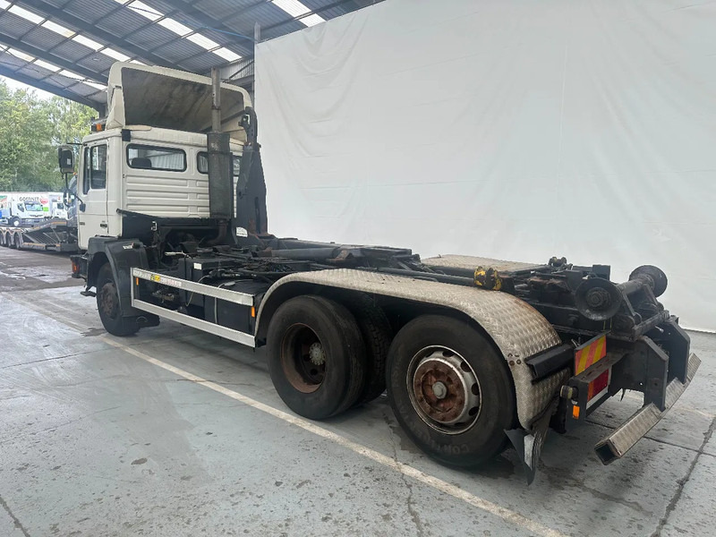 MAN 26 343 6x2 - Hook lift truck: picture 2 MAN 26 343 6x2 - Hook lift truck: picture 2