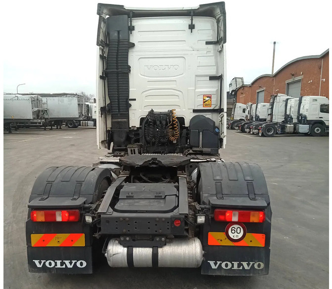 Volvo FH 460 EURO 6 / AUTOMATIC / AIRCO - Tractor unit: picture 5 Volvo FH 460 EURO 6 / AUTOMATIC / AIRCO - Tractor unit: picture 5