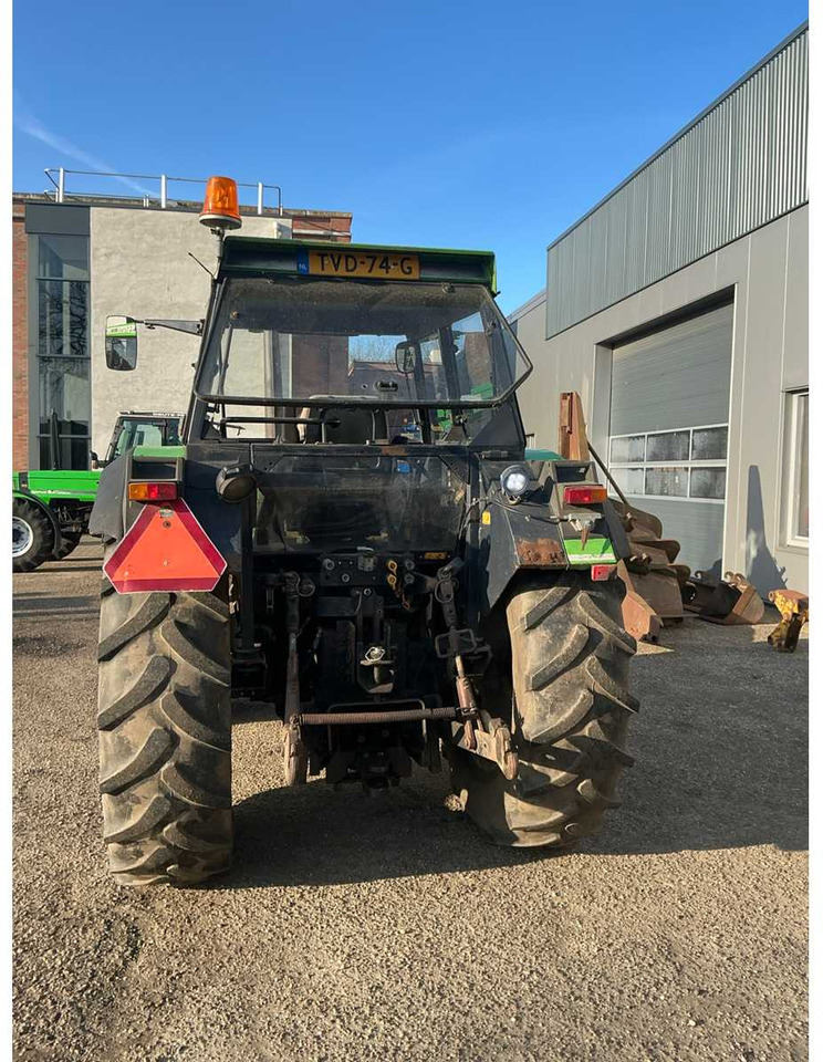 1992 DEUTZ-FAHR DX 4.50 ALL-WHEEL DRIVE FARM TRACTOR - Farm tractor: picture 5 1992 DEUTZ-FAHR DX 4.50 ALL-WHEEL DRIVE FARM TRACTOR - Farm tractor: picture 5