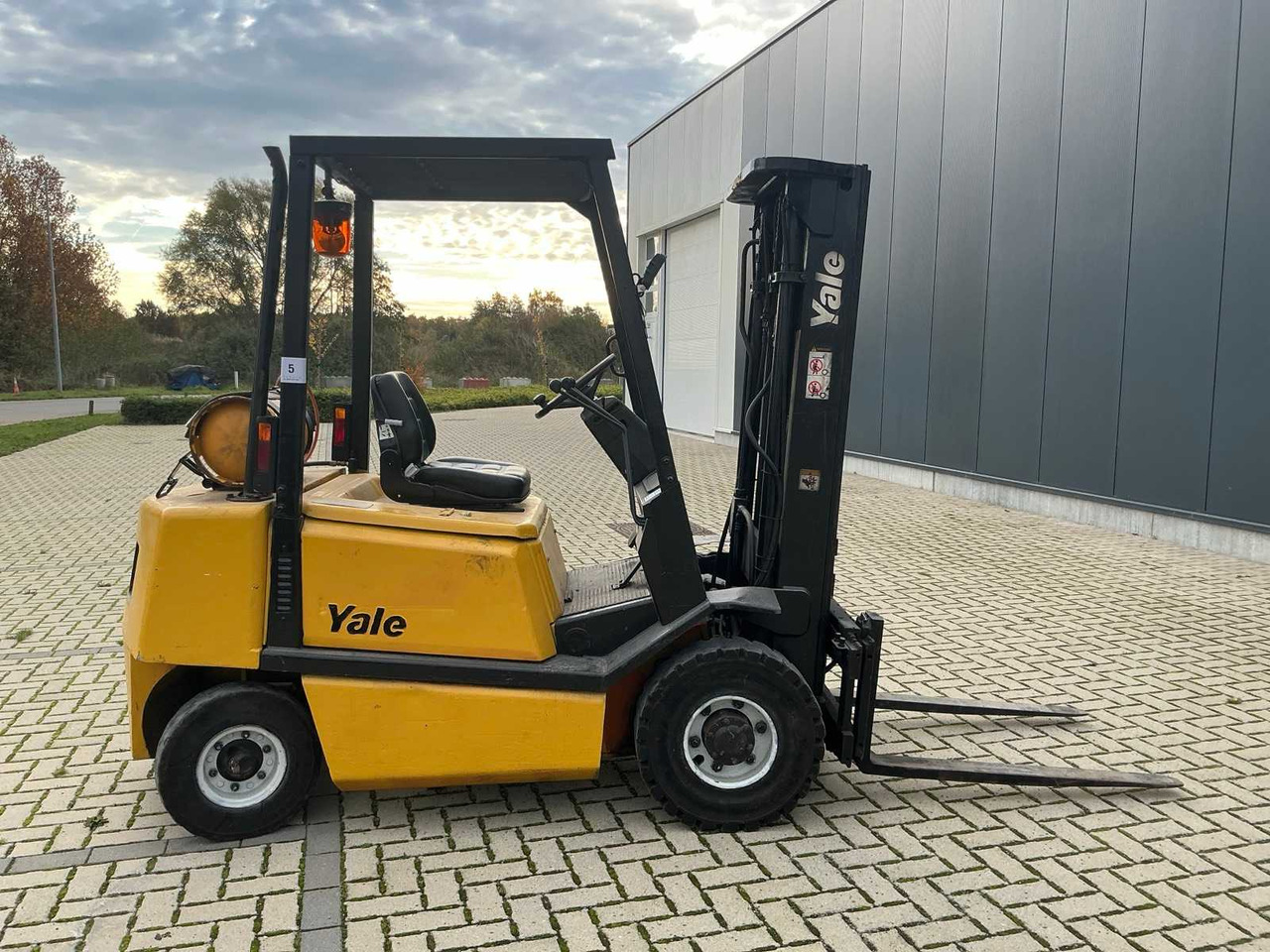 1993 YALE GLP25RE FORKLIFT - Forklift: picture 5 1993 YALE GLP25RE FORKLIFT - Forklift: picture 5