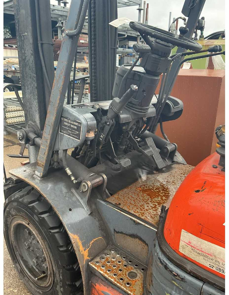 1995 TOYOTA 02 6FDF 30 FORKLIFT - Forklift: picture 3 1995 TOYOTA 02 6FDF 30 FORKLIFT - Forklift: picture 3