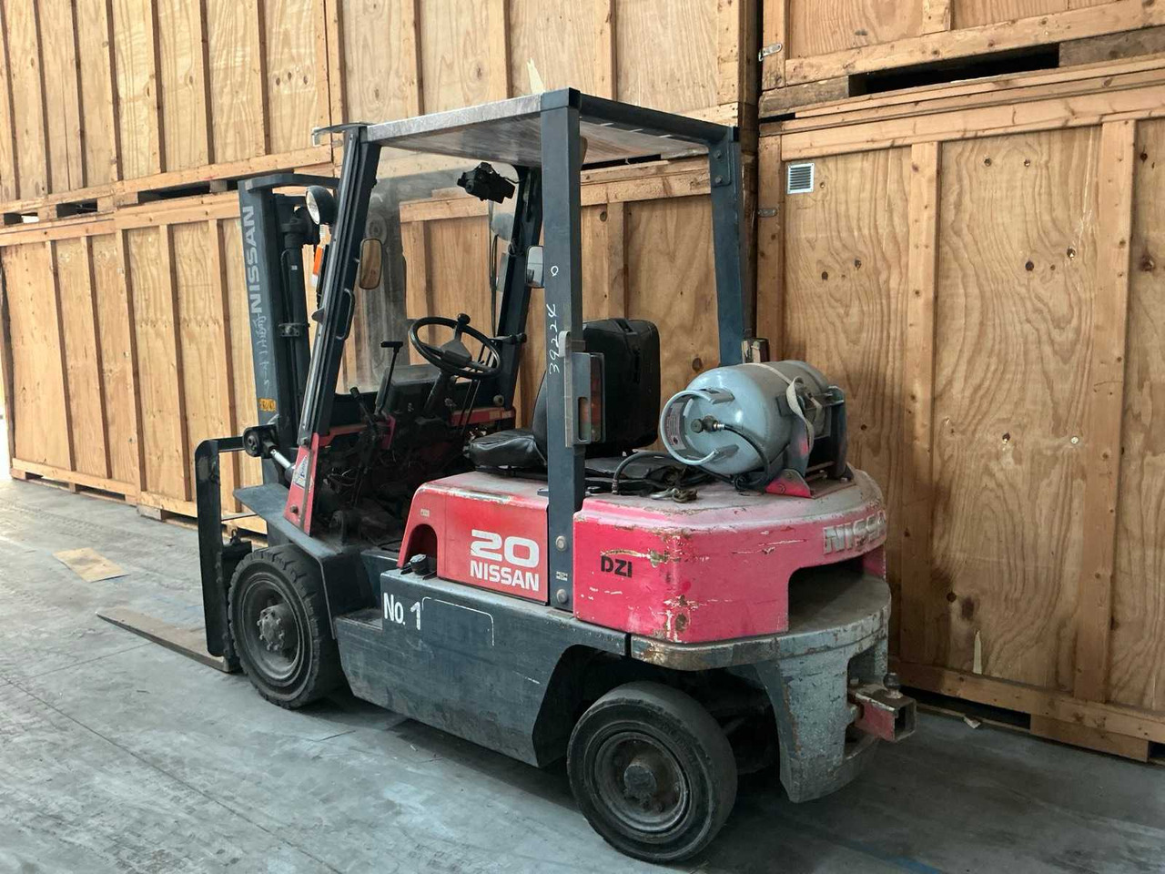 2000 NISSAN PJ02 FORKLIFT - Forklift: picture 3 2000 NISSAN PJ02 FORKLIFT - Forklift: picture 3