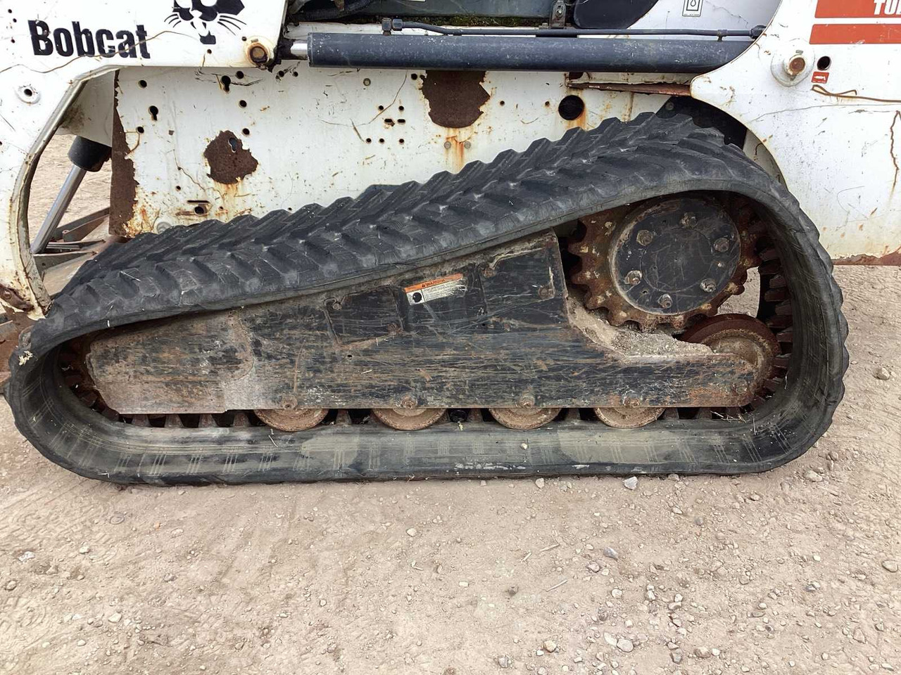 2001 BOBCAT T 200 SKID STEER LOADER - Compact track loader: picture 5 2001 BOBCAT T 200 SKID STEER LOADER - Compact track loader: picture 5