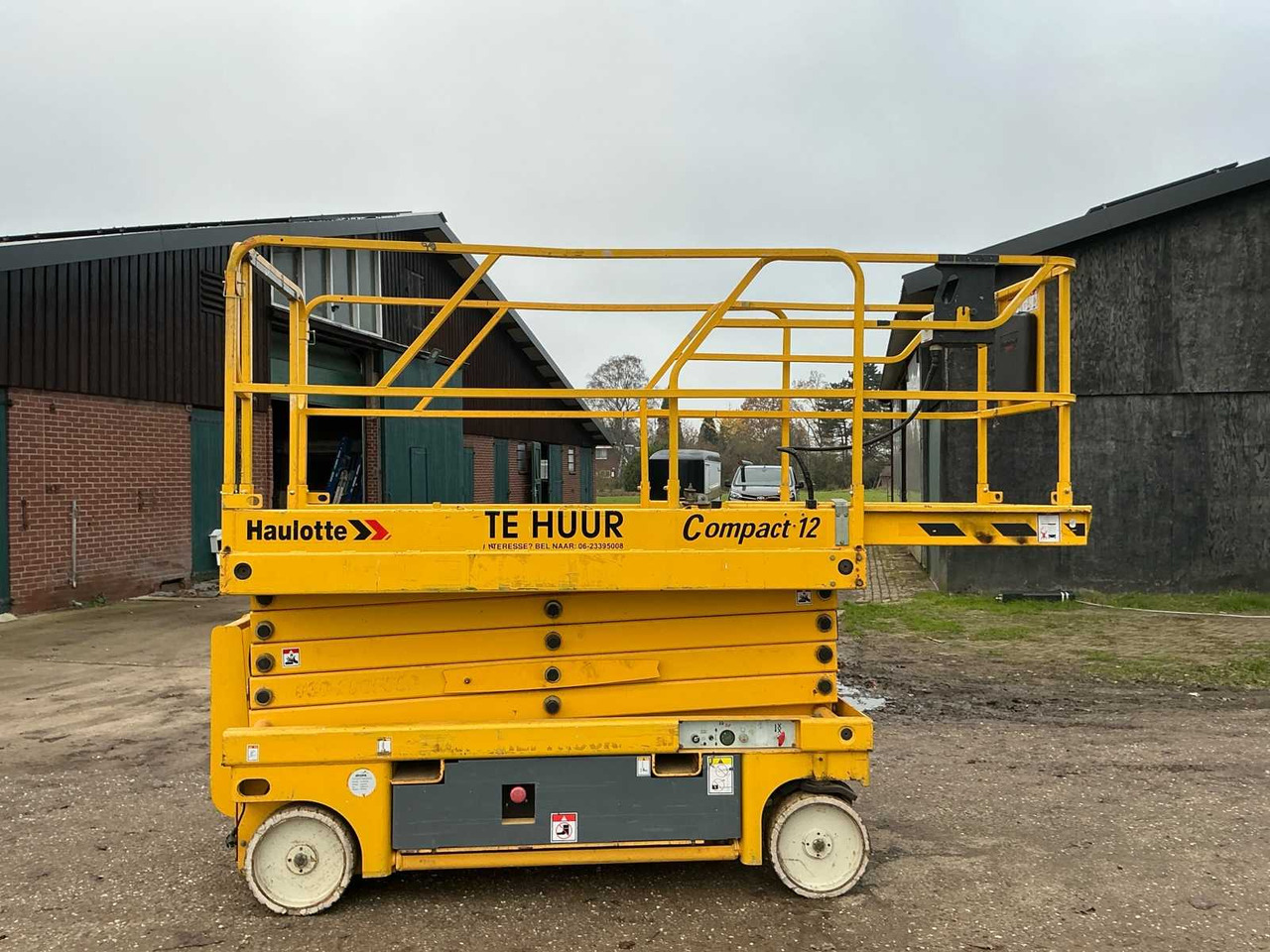 2003 PINGUELY - HAULOTTE COMPACT 12 AERIAL PLATFORM - Aerial platform: picture 2 2003 PINGUELY - HAULOTTE COMPACT 12 AERIAL PLATFORM - Aerial platform: picture 2