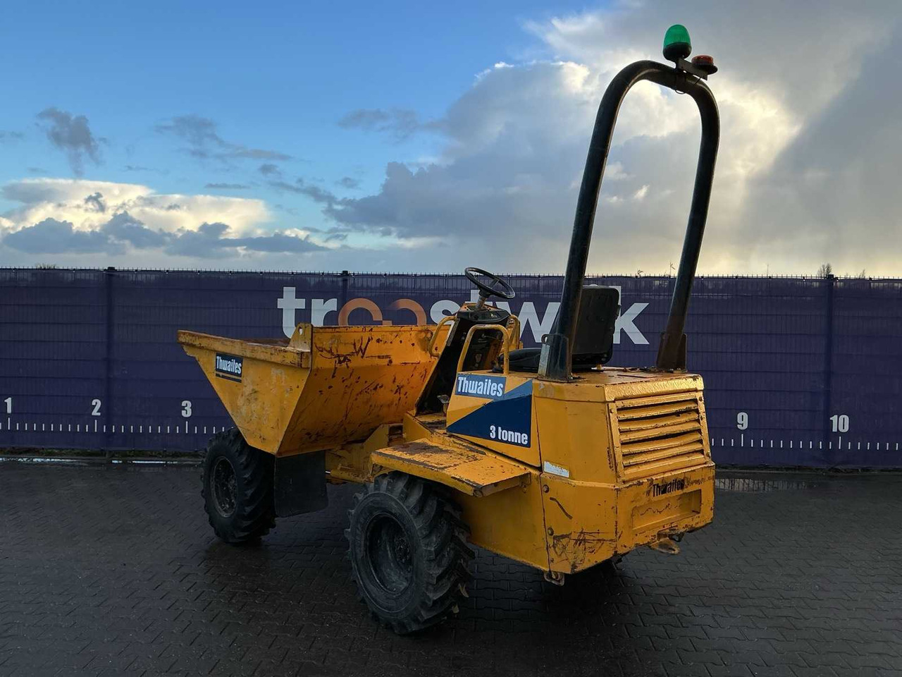 2004 THWAITES 3 TON DUMPER - Mini dumper: picture 3 2004 THWAITES 3 TON DUMPER - Mini dumper: picture 3