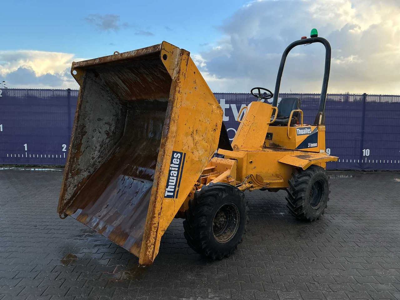 2004 THWAITES 3 TON DUMPER - Mini dumper: picture 5 2004 THWAITES 3 TON DUMPER - Mini dumper: picture 5