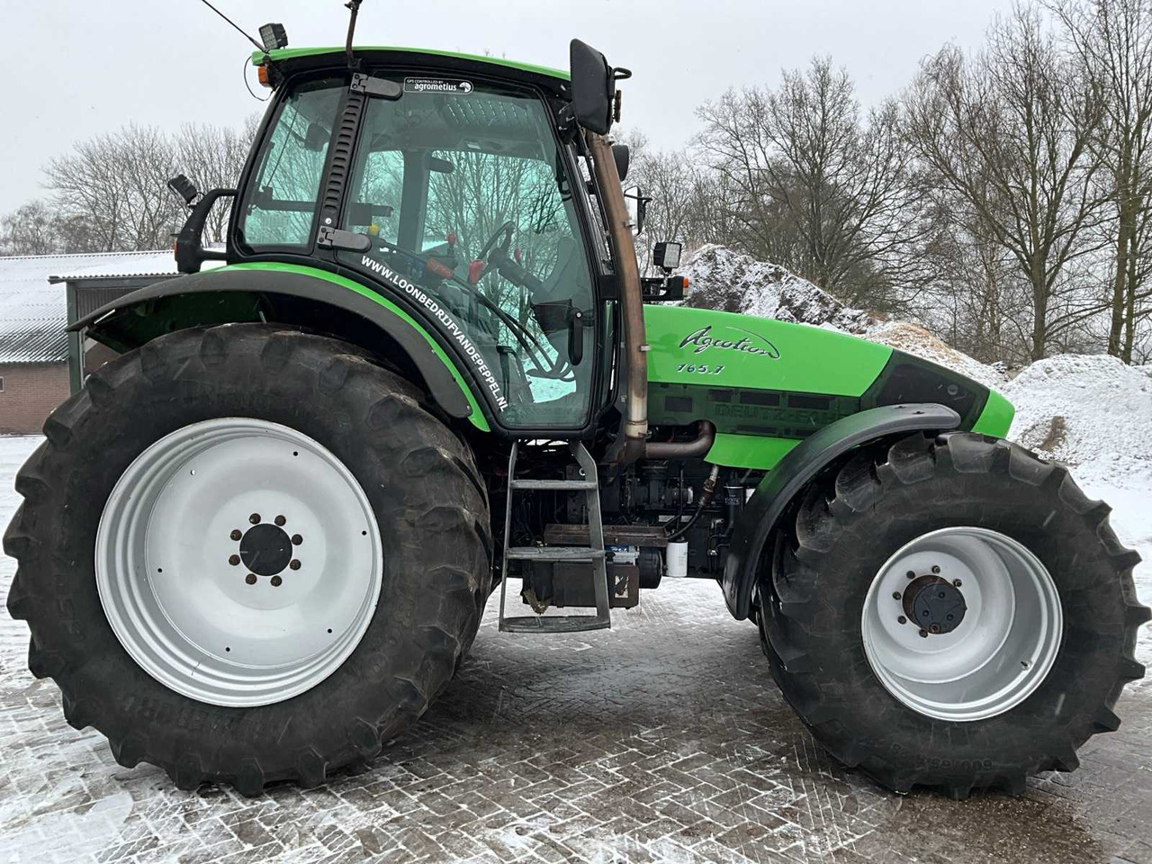 2005 DEUTZ-FAHR 2005 AGROTRON 165.7 FOUR WHEEL DRIVE FARM TRACTOR - Farm tractor: picture 5 2005 DEUTZ-FAHR 2005 AGROTRON 165.7 FOUR WHEEL DRIVE FARM TRACTOR - Farm tractor: picture 5