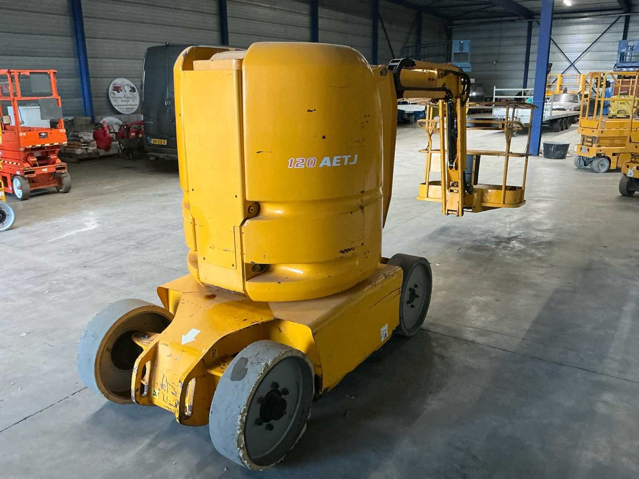 2005 MANITOU 120 AETJ AERIAL PLATFORM - Aerial platform: picture 4 2005 MANITOU 120 AETJ AERIAL PLATFORM - Aerial platform: picture 4