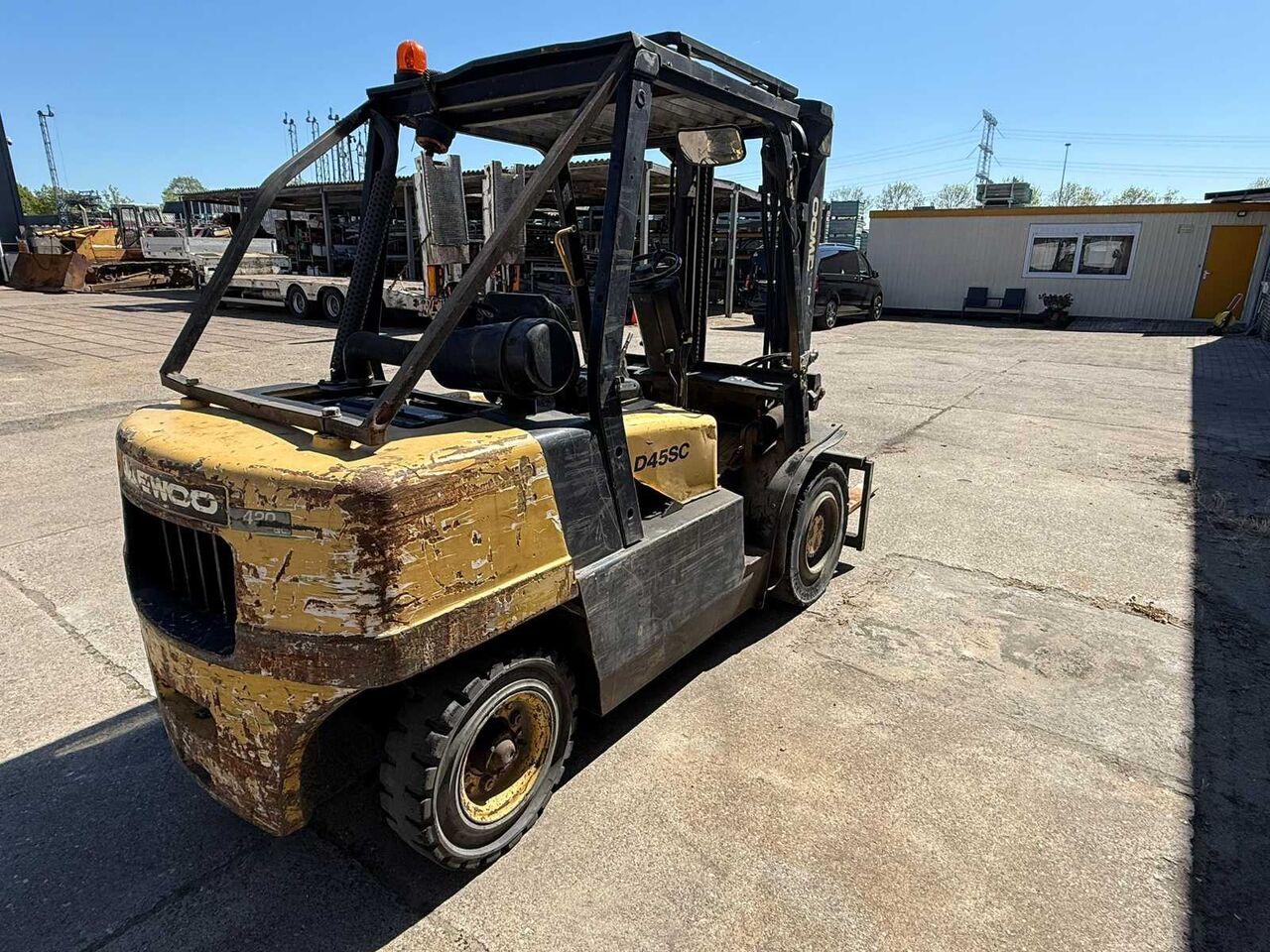 2006 DOOSAN D45SC FORKLIFT - Forklift: picture 5 2006 DOOSAN D45SC FORKLIFT - Forklift: picture 5