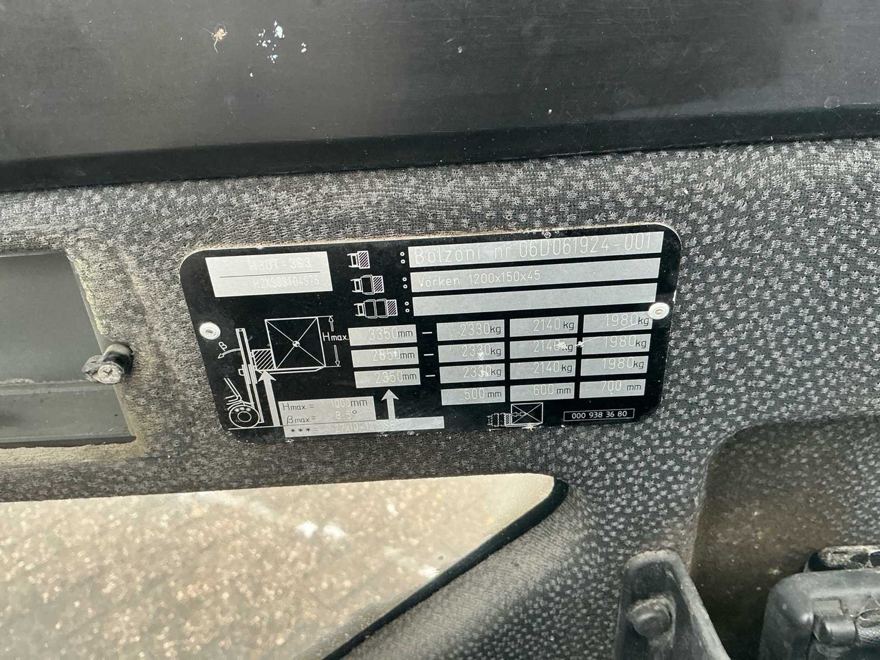 Forklift 2006 LINDE H30T FORKLIFT: picture 16 Forklift 2006 LINDE H30T FORKLIFT: picture 16