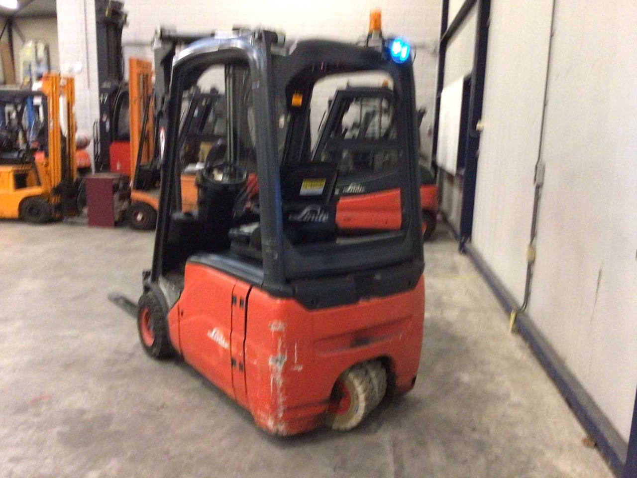 2007 LINDE E16 FORKLIFT - Forklift: picture 3 2007 LINDE E16 FORKLIFT - Forklift: picture 3