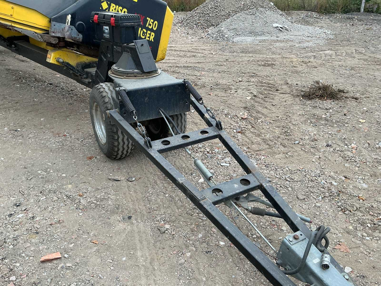 Combine harvester 2011 BISO VX 750 COMBINE: picture 11