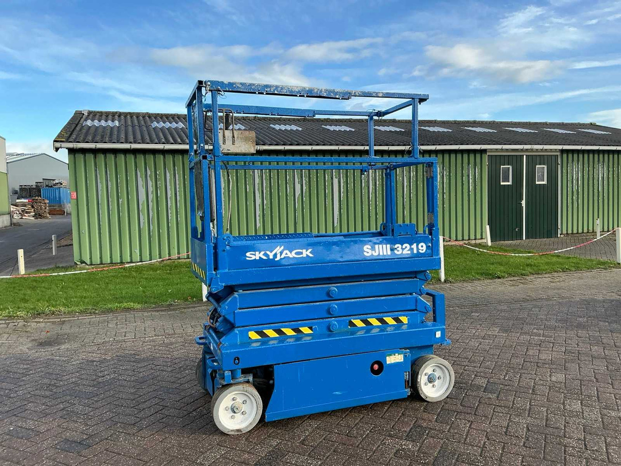 2012 SKYJACK SJIII3219 AERIAL PLATFORM - Aerial platform: picture 1 2012 SKYJACK SJIII3219 AERIAL PLATFORM - Aerial platform: picture 1