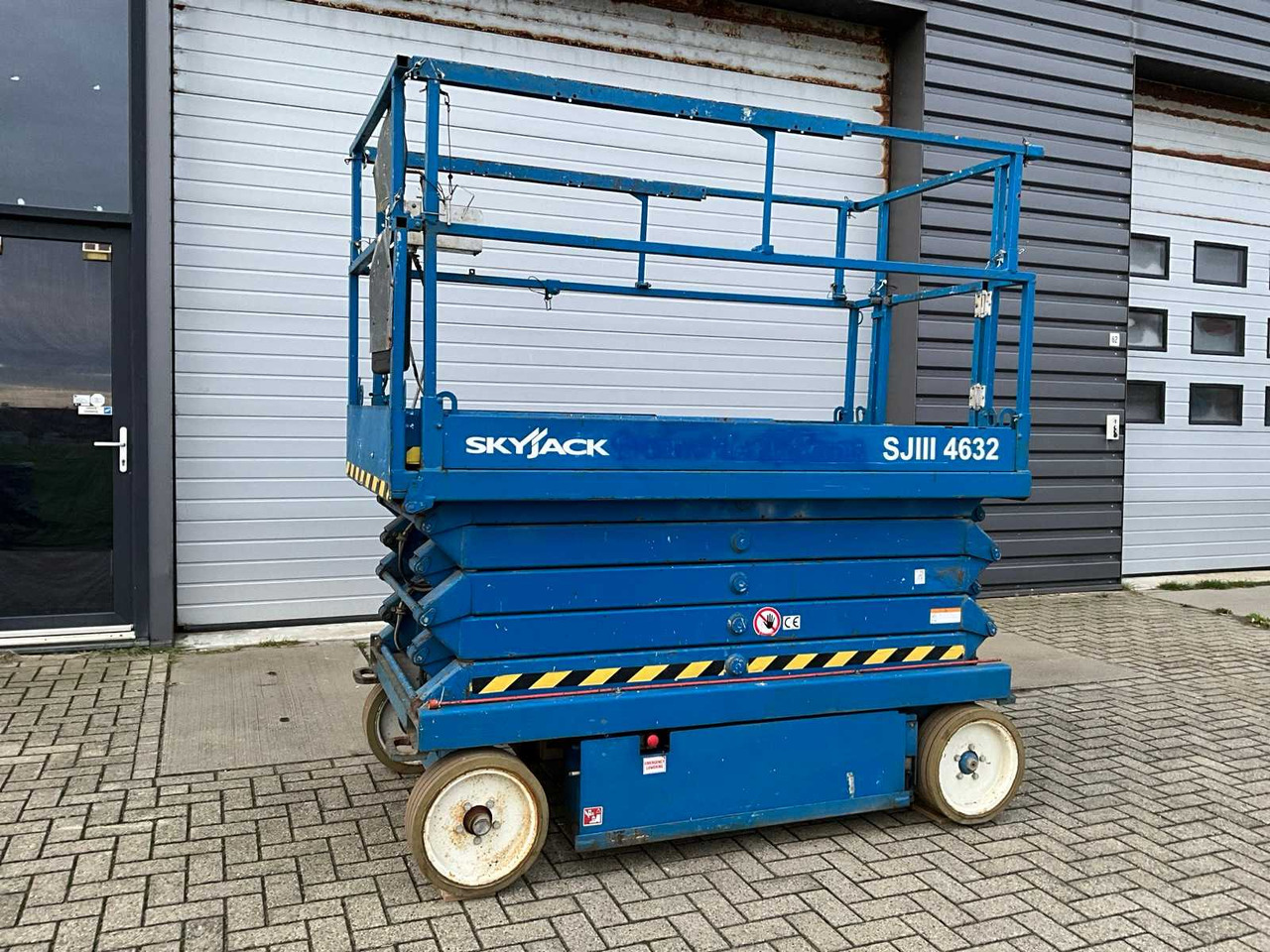 2012 SKYJACK SJIII4632 AERIAL PLATFORM - Aerial platform: picture 1 2012 SKYJACK SJIII4632 AERIAL PLATFORM - Aerial platform: picture 1