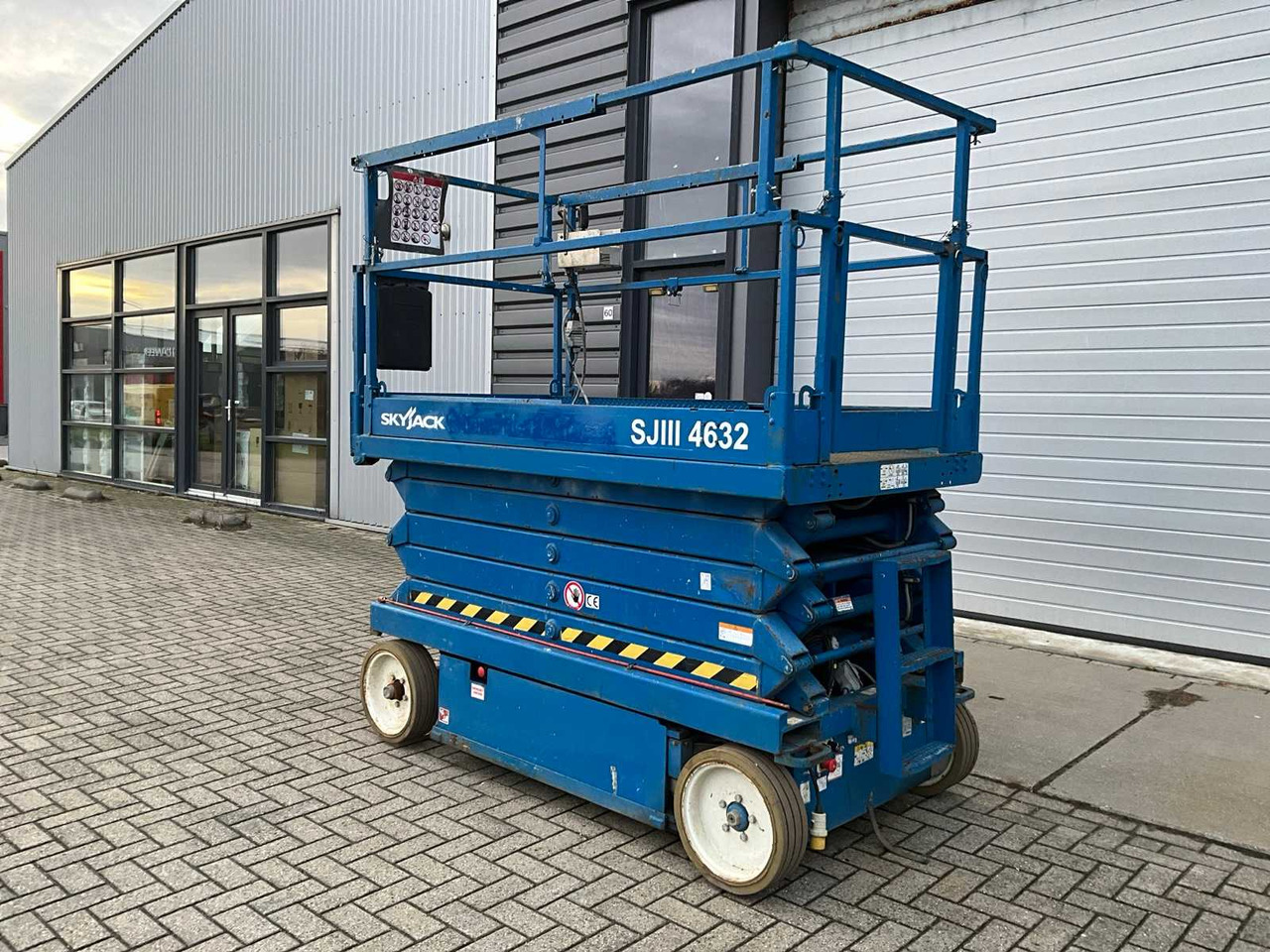 2012 SKYJACK SJIII4632 AERIAL PLATFORM - Aerial platform: picture 4 2012 SKYJACK SJIII4632 AERIAL PLATFORM - Aerial platform: picture 4