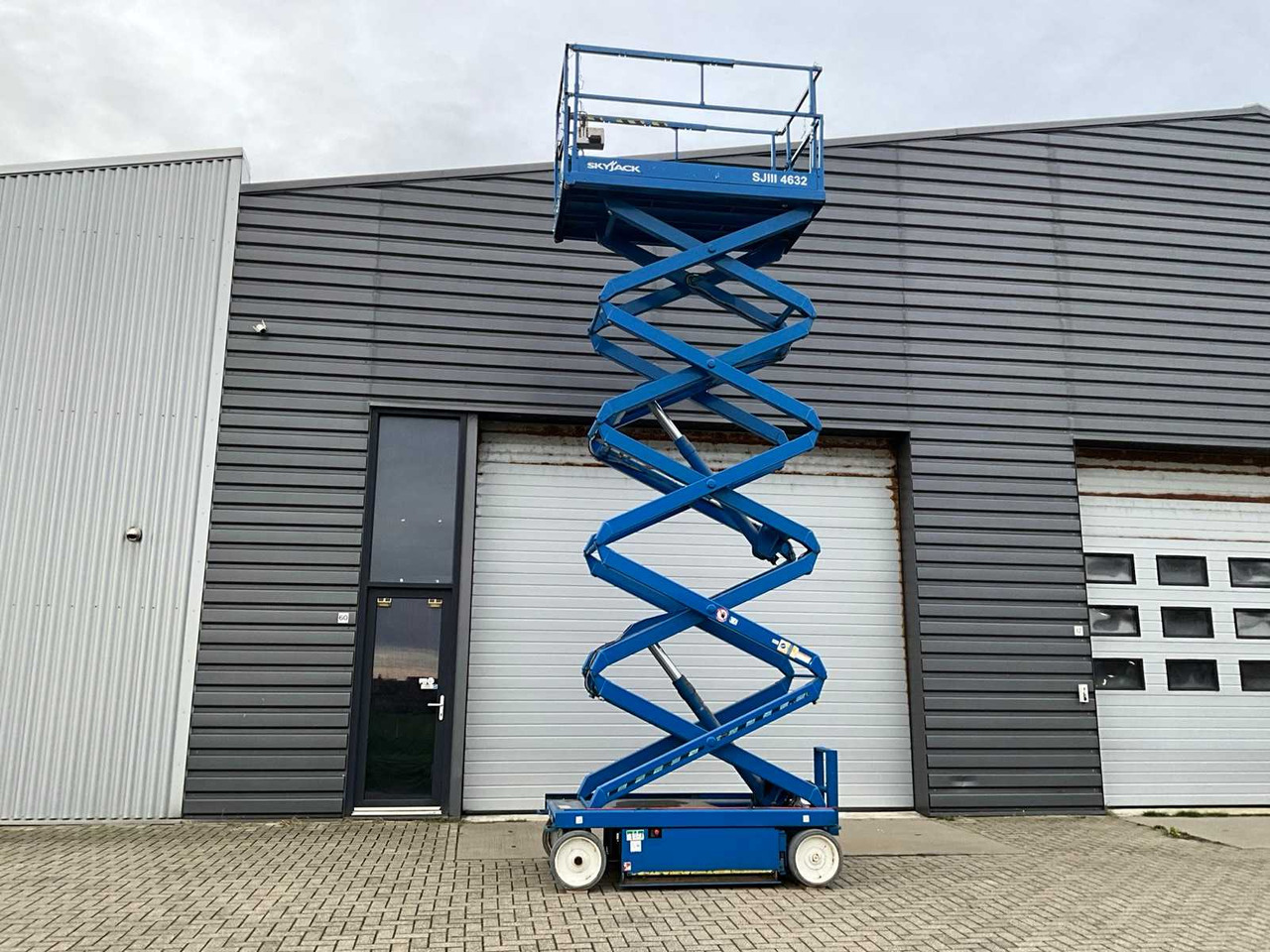 2012 SKYJACK SJIII4632 AERIAL PLATFORM - Aerial platform: picture 5 2012 SKYJACK SJIII4632 AERIAL PLATFORM - Aerial platform: picture 5