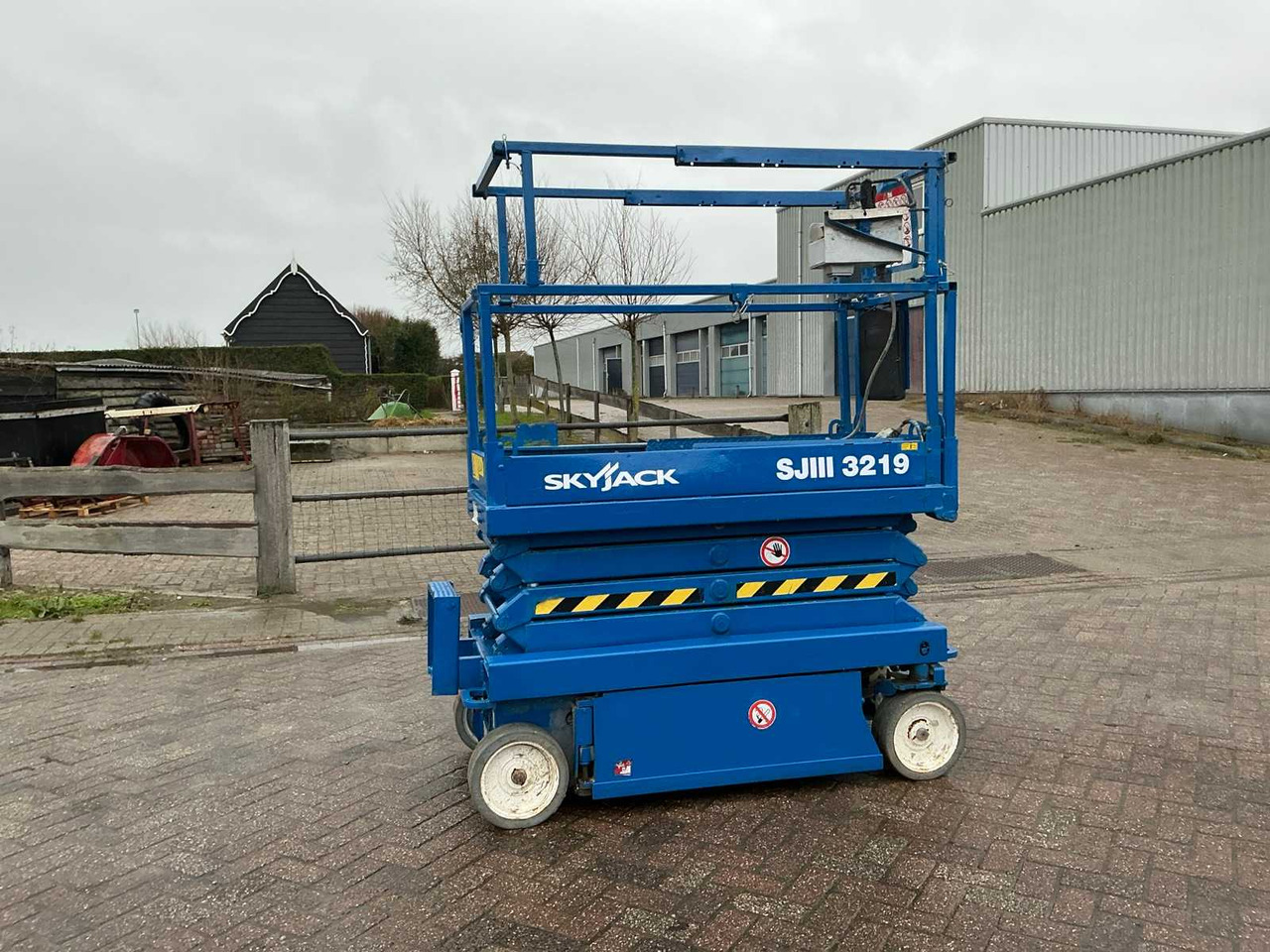 2012 SKYJACK SJIIII3219 AERIAL PLATFORM - Aerial platform: picture 4 2012 SKYJACK SJIIII3219 AERIAL PLATFORM - Aerial platform: picture 4