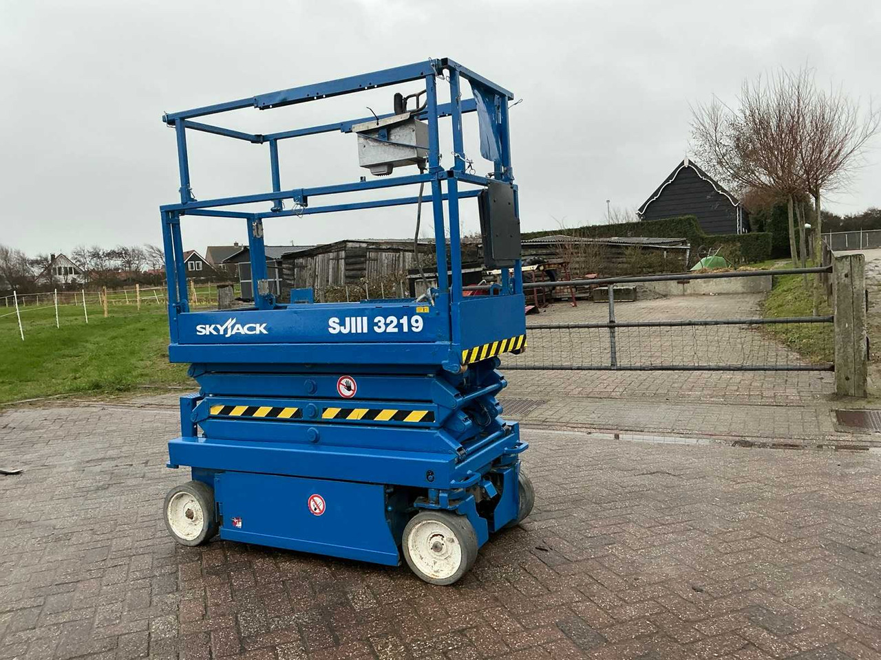 2012 SKYJACK SJIIII3219 AERIAL PLATFORM - Aerial platform: picture 3 2012 SKYJACK SJIIII3219 AERIAL PLATFORM - Aerial platform: picture 3