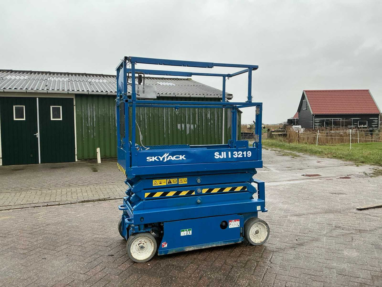 2012 SKYJACK SJIIII3219 AERIAL PLATFORM - Aerial platform: picture 1 2012 SKYJACK SJIIII3219 AERIAL PLATFORM - Aerial platform: picture 1