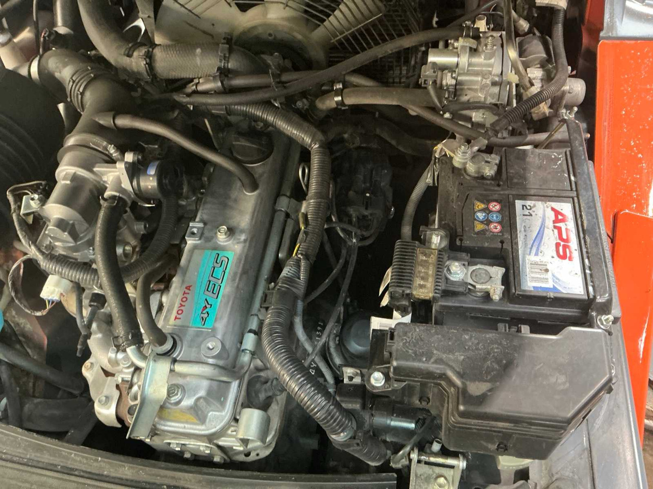 2012 TOYOTA 028FGF FORKLIFT - Forklift: picture 3 2012 TOYOTA 028FGF FORKLIFT - Forklift: picture 3