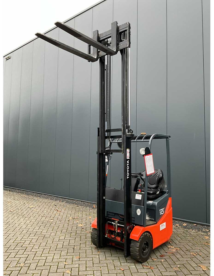 2013 TOYOTA 7FBEST10 FORKLIFT - Forklift: picture 2 2013 TOYOTA 7FBEST10 FORKLIFT - Forklift: picture 2