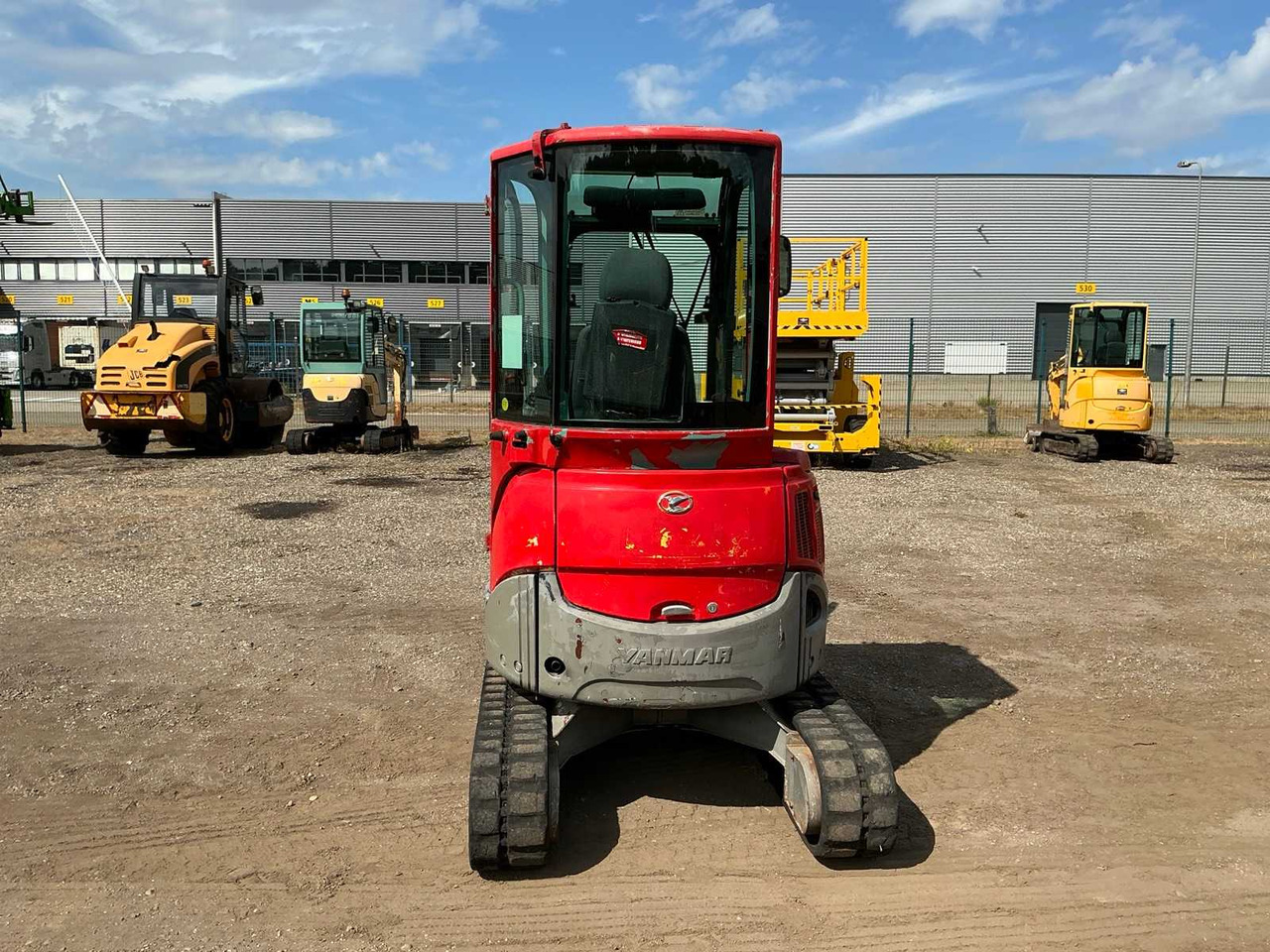 2013 YANMAR VIO 20-4 MINI EXCAVATOR - Mini excavator: picture 3 2013 YANMAR VIO 20-4 MINI EXCAVATOR - Mini excavator: picture 3