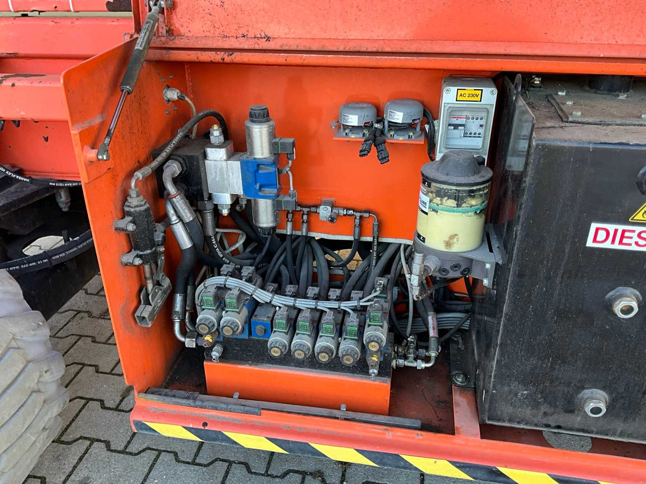 Aerial platform 2015 HOLLAND LIFT B195DL25G AERIAL PLATFORM: picture 24