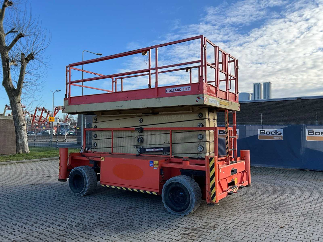 2015 HOLLAND LIFT B195DL25G AERIAL PLATFORM - Aerial platform: picture 2 2015 HOLLAND LIFT B195DL25G AERIAL PLATFORM - Aerial platform: picture 2
