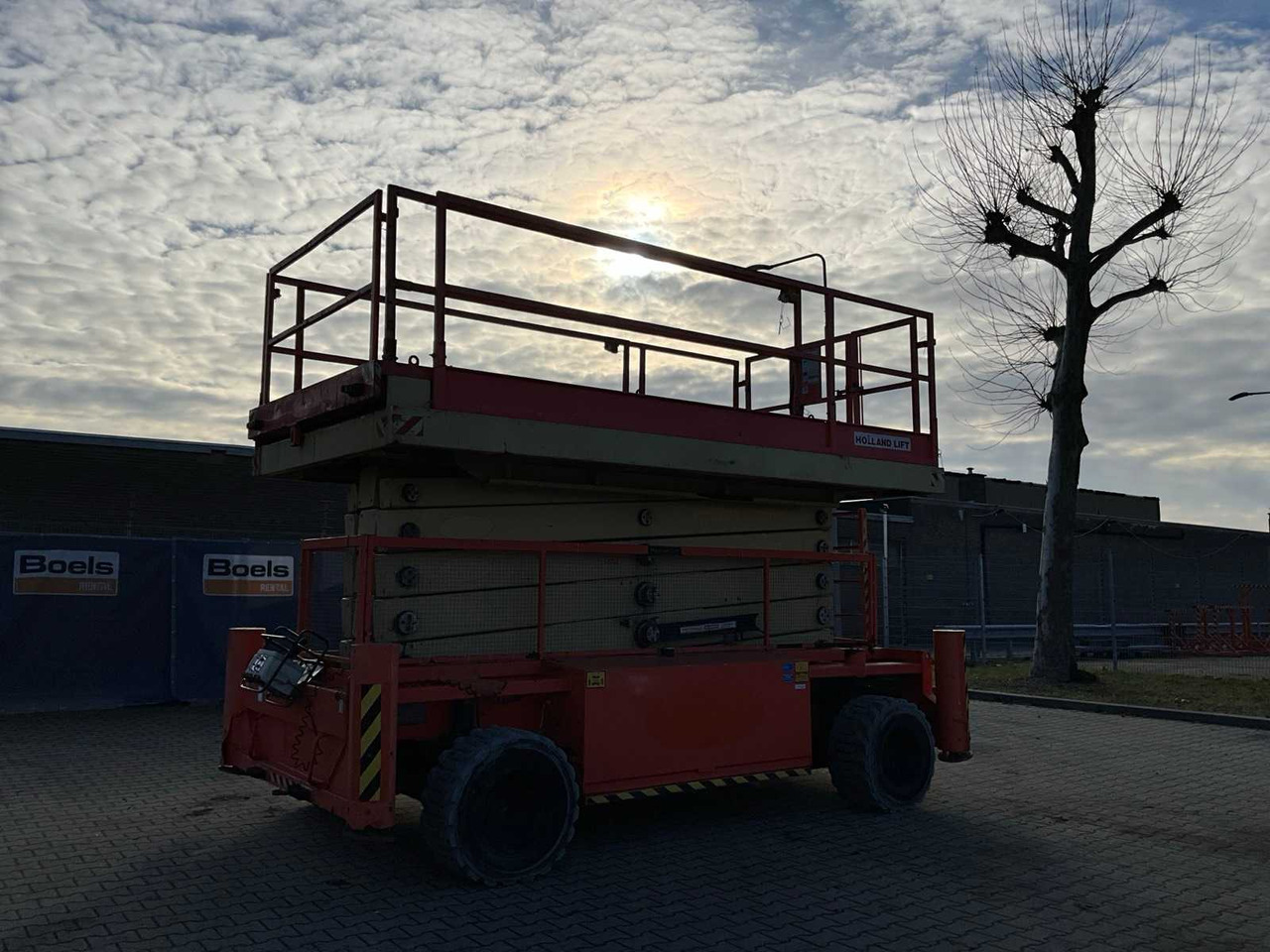 2015 HOLLAND LIFT B195DL25G AERIAL PLATFORM - Aerial platform: picture 4 2015 HOLLAND LIFT B195DL25G AERIAL PLATFORM - Aerial platform: picture 4