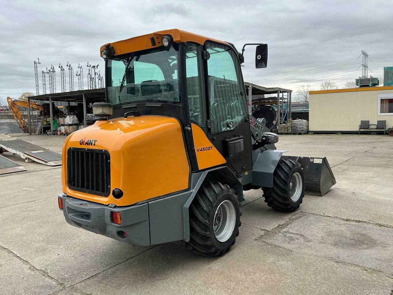 2016 GIANT V4502-T SHOVEL - Wheel loader: picture 5 2016 GIANT V4502-T SHOVEL - Wheel loader: picture 5