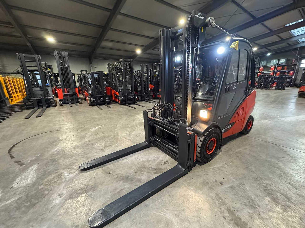 2016 SERVICE + UVV 03/2026 LINDE H35T-02 3RD + 4TH + 5TH VALVE FORK ADJUSTER TELESCOPIC FORKS STVZO GAS FORKLIFT 2,595 HOURS - Forklift: picture 2 2016 SERVICE + UVV 03/2026 LINDE H35T-02 3RD + 4TH + 5TH VALVE FORK ADJUSTER TELESCOPIC FORKS STVZO GAS FORKLIFT 2,595 HOURS - Forklift: picture 2