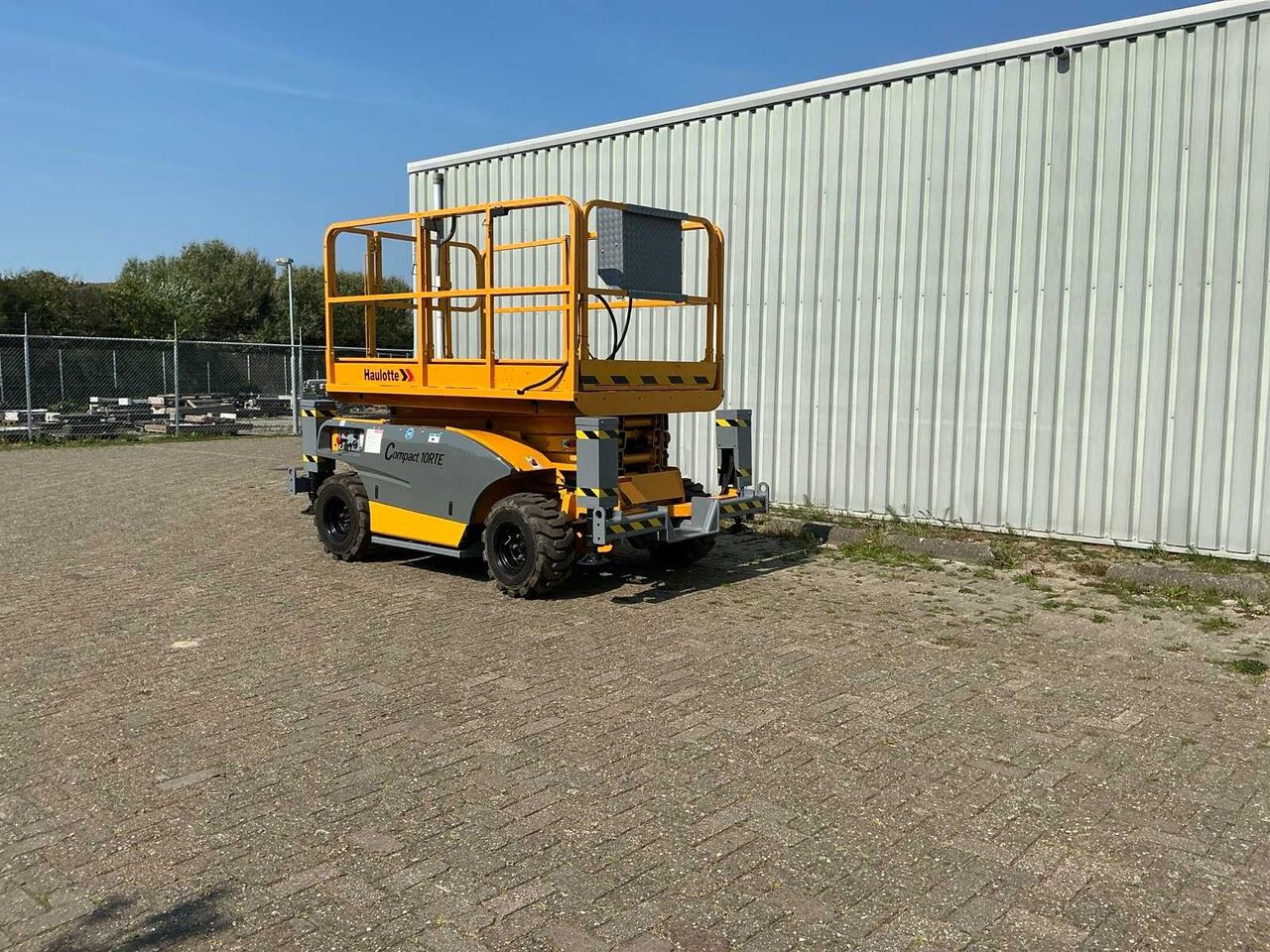 2017 HAULOTTE COMPACT 10 RTE AERIAL PLATFORM - Aerial platform: picture 5 2017 HAULOTTE COMPACT 10 RTE AERIAL PLATFORM - Aerial platform: picture 5