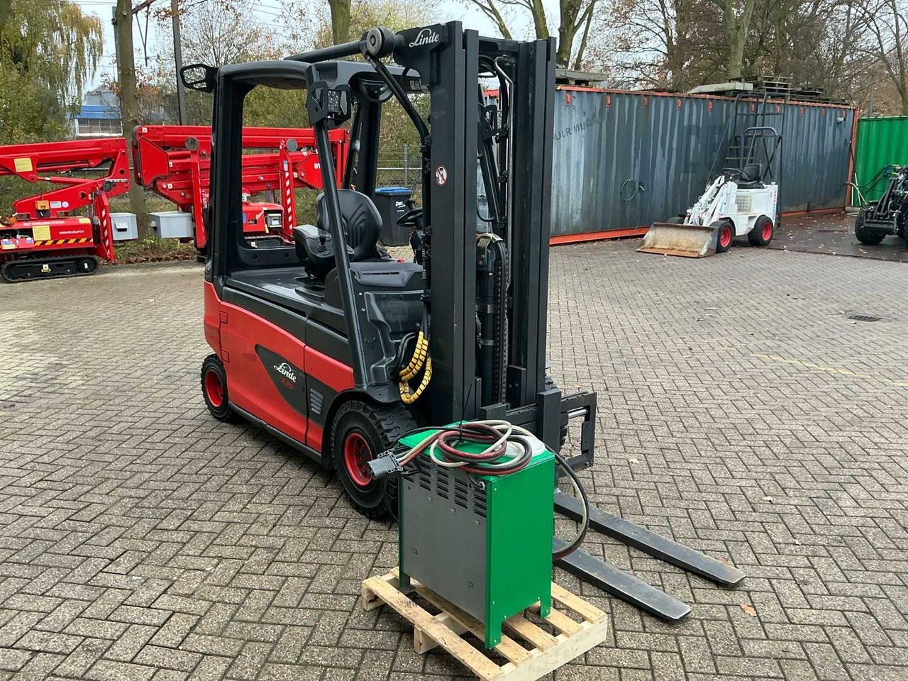 Forklift 2017 LINDE E25L-01 FORKLIFT TRUCK: picture 7 Forklift 2017 LINDE E25L-01 FORKLIFT TRUCK: picture 7