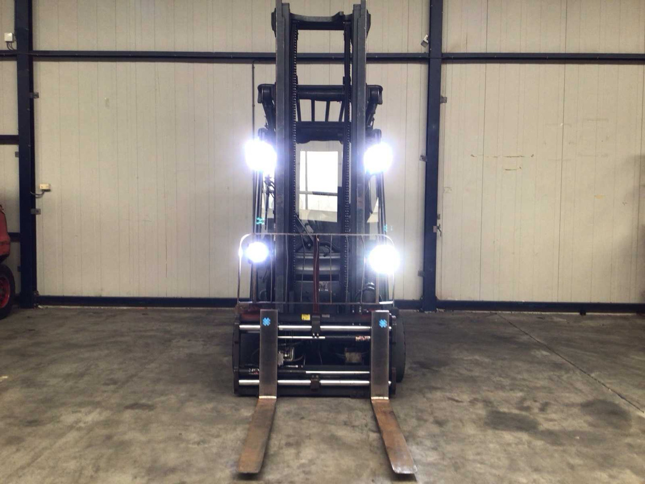 Forklift 2017 LINDE E35L-01 FORKLIFT TRUCK: picture 6 Forklift 2017 LINDE E35L-01 FORKLIFT TRUCK: picture 6