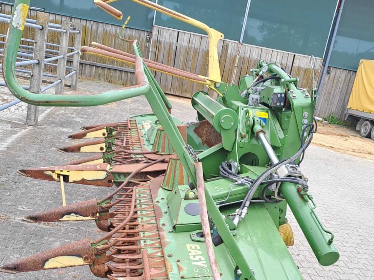 2018 KRONE EASYCOLLECT 600-2 FP KRONE EASYCOLLECT 600-2 FP | CORN TEETH | 2018 - Forage harvester: picture 4 2018 KRONE EASYCOLLECT 600-2 FP KRONE EASYCOLLECT 600-2 FP | CORN TEETH | 2018 - Forage harvester: picture 4